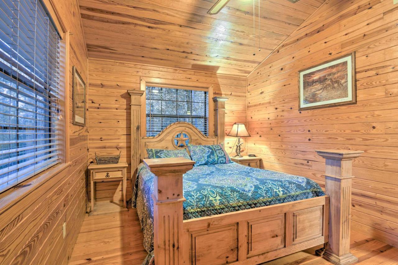Hochatown Hideaway With Hot Tub, Grill And Fire Pit! Vila Stephens Gap Exterior foto