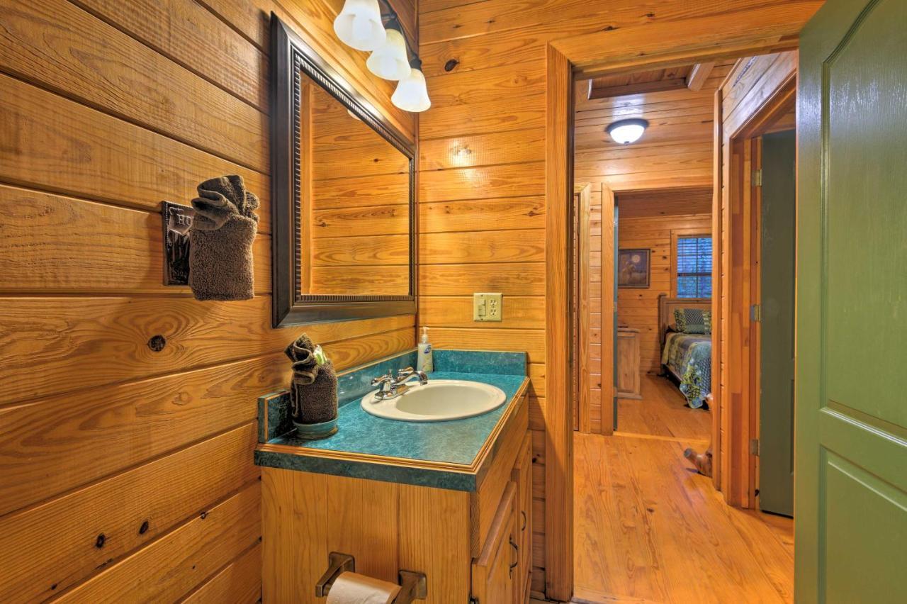 Hochatown Hideaway With Hot Tub, Grill And Fire Pit! Vila Stephens Gap Exterior foto