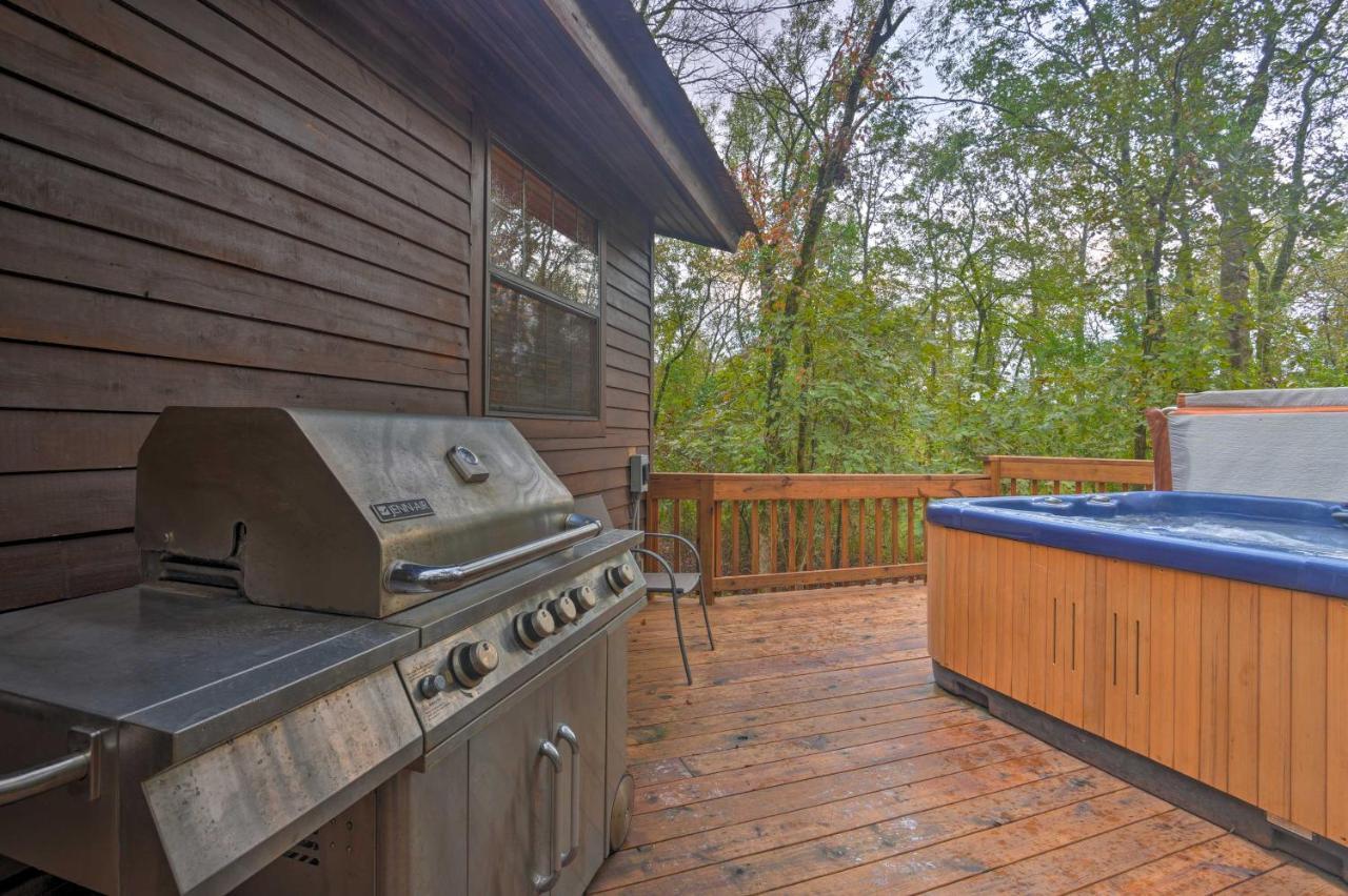 Hochatown Hideaway With Hot Tub, Grill And Fire Pit! Vila Stephens Gap Exterior foto